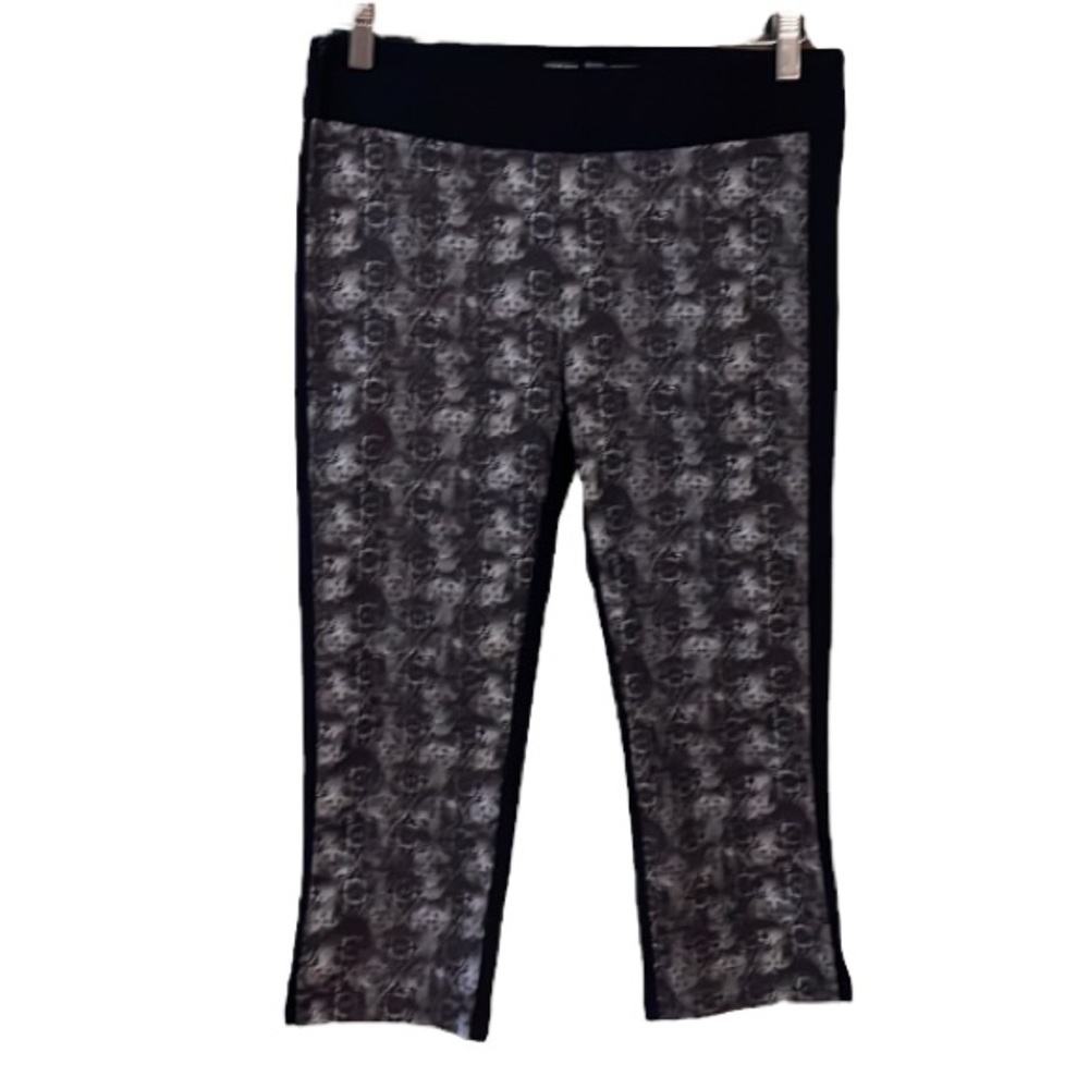 Never Worn Lija Canadian Made Golf Capris Size 6